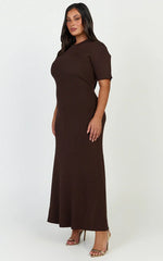 Lanie Midi Dress - Knitted Crew Neck Short Sleeve Dress in Chocolate