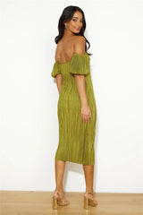 Give Me Plisse Midi Dress Olive